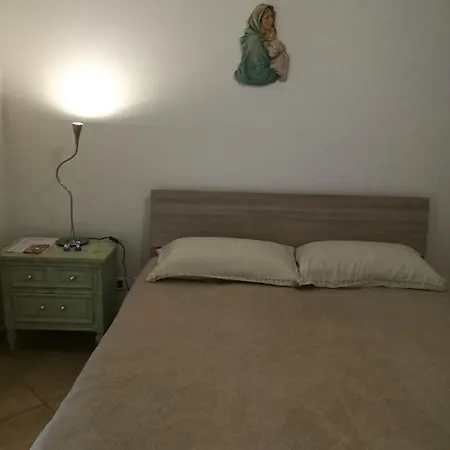 Camera Privata Vendégház Pomezia